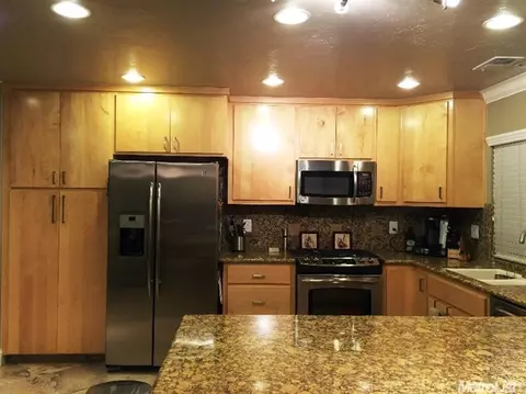 3701 Viader Dr, Modesto, CA 95356 photo 6