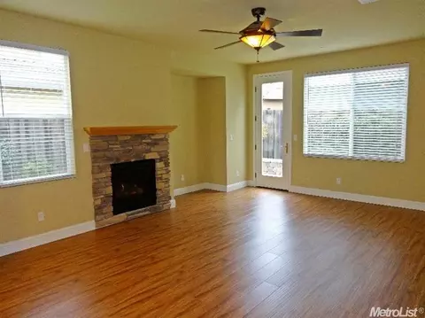 715 Courtyards Loop, Lincoln, CA 95648 photo 4