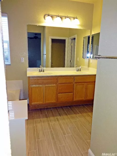 715 Courtyards Loop, Lincoln, CA 95648 photo 16