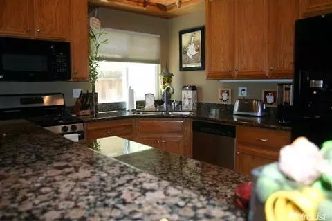 3095 Silver Oak Ct, Turlock, CA 95382 photo 11