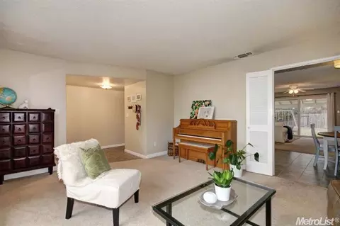 6344 Perrin Way, Carmichael, CA 95608 photo 4