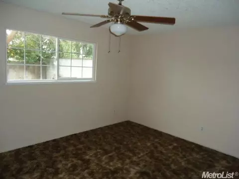 4828 Estates Dr, Modesto, CA 95357 photo 11