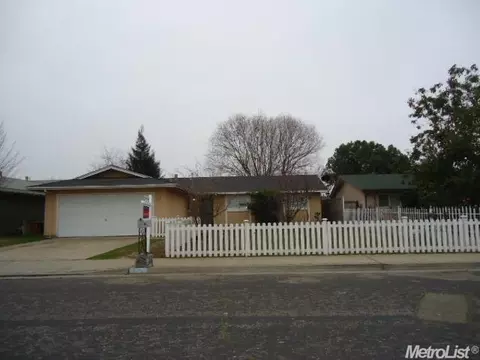 4828 Estates Dr, Modesto, CA 95357 photo 19