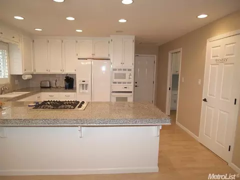 2713 Raintree Pl, Modesto, CA 95355 photo 9