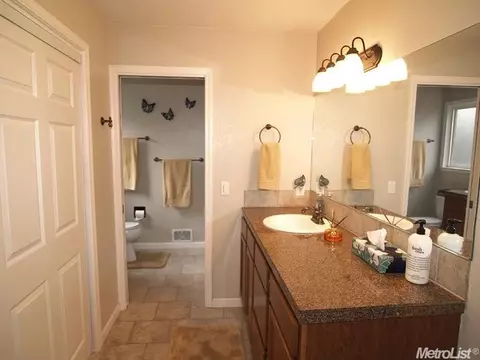 2713 Raintree Pl, Modesto, CA 95355 photo 12
