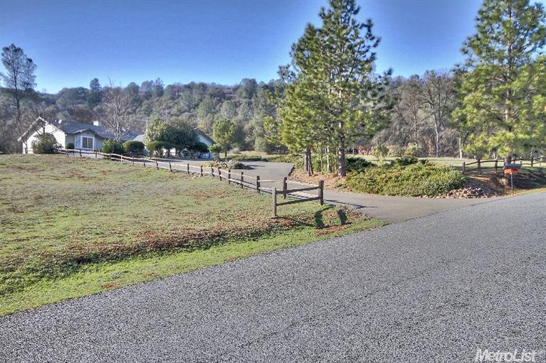 3356 Mortar Ct, Placerville, CA 95667 photo 2