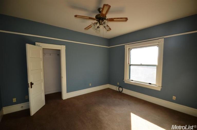20 E Main St, Winters, CA 95694 photo 12