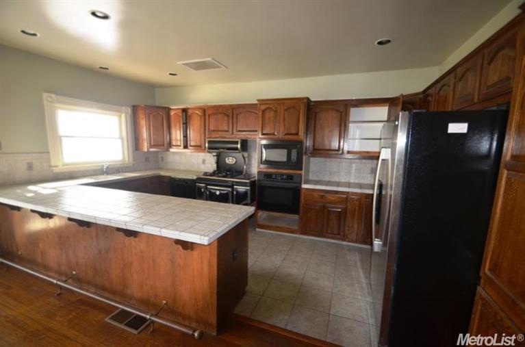 20 E Main St, Winters, CA 95694 photo 6