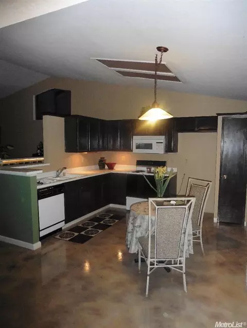 225 Gelf Ln, Modesto, CA 95357 photo 7