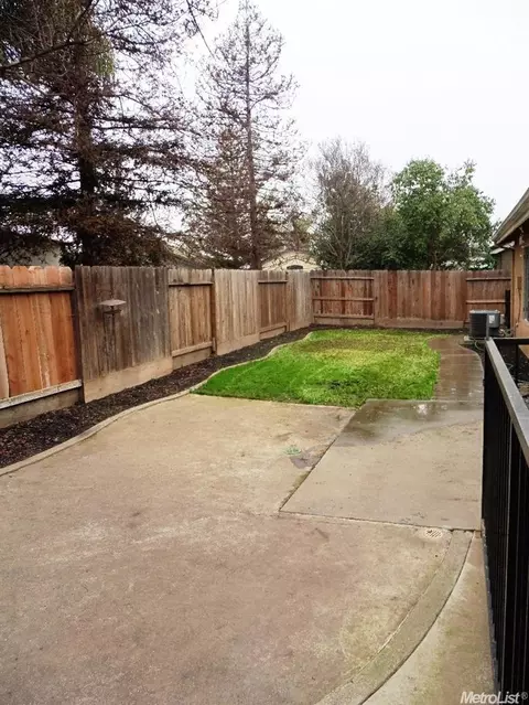 225 Gelf Ln, Modesto, CA 95357 photo 19