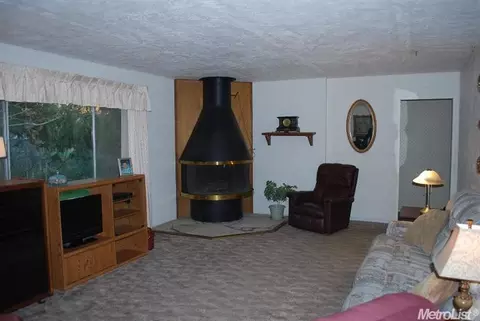 6662 Dell Pl, Loomis, CA 95650 photo 2