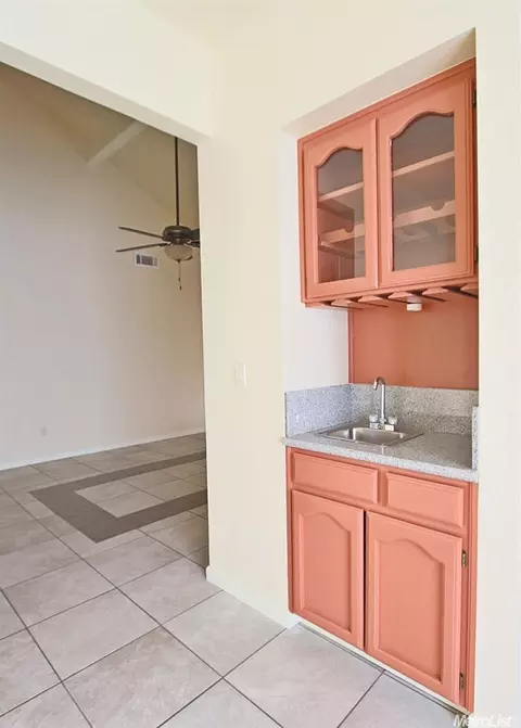 936 Palmilla Dr, Modesto, CA 95356 photo 8