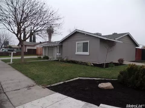 2700 Oasis Ave, Ceres, CA 95307 photo 3