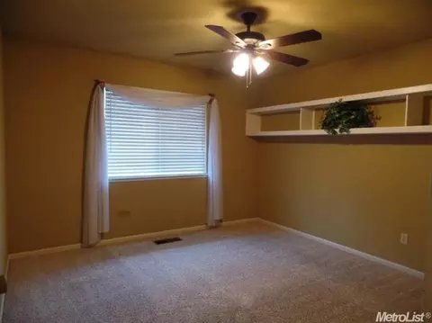 3809 Springcreek Dr, Modesto, CA 95355 photo 15