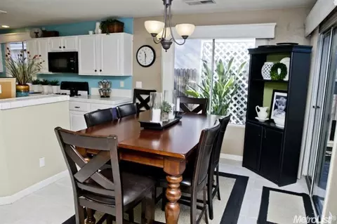 277 James W Smith Dr, Tracy, CA 95377 photo 7