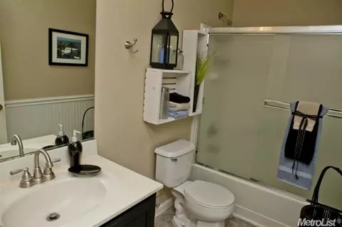 277 James W Smith Dr, Tracy, CA 95377 photo 14