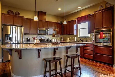 687 Oro Luce Ct, Manteca, CA 95337 photo 8