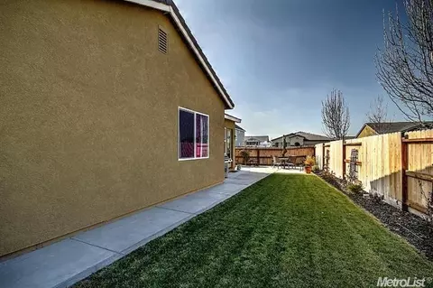 687 Oro Luce Ct, Manteca, CA 95337 photo 22