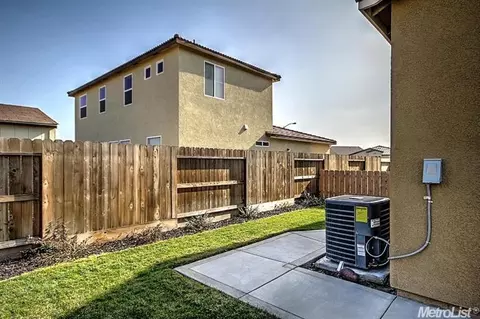 687 Oro Luce Ct, Manteca, CA 95337 photo 23