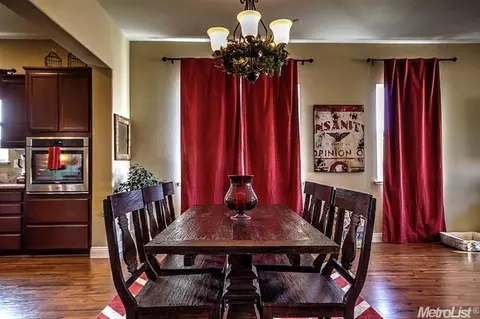 687 Oro Luce Ct, Manteca, CA 95337 photo 9