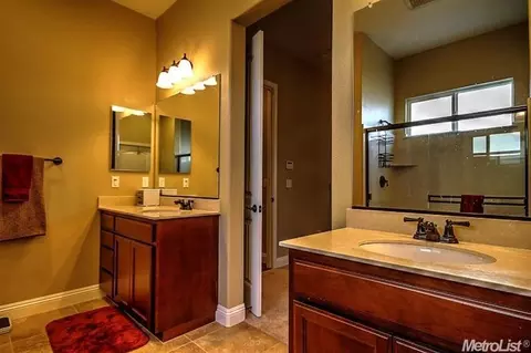 687 Oro Luce Ct, Manteca, CA 95337 photo 18