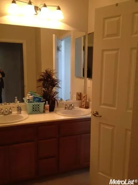 1805 Thomas Ct, Modesto, CA 95355 photo 8