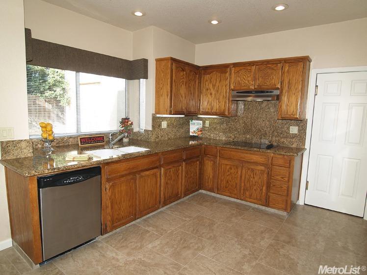 513 Redfield Ave, Modesto, CA 95357 photo 9
