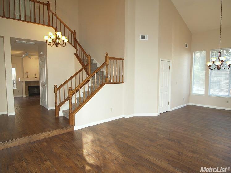 513 Redfield Ave, Modesto, CA 95357 photo 2