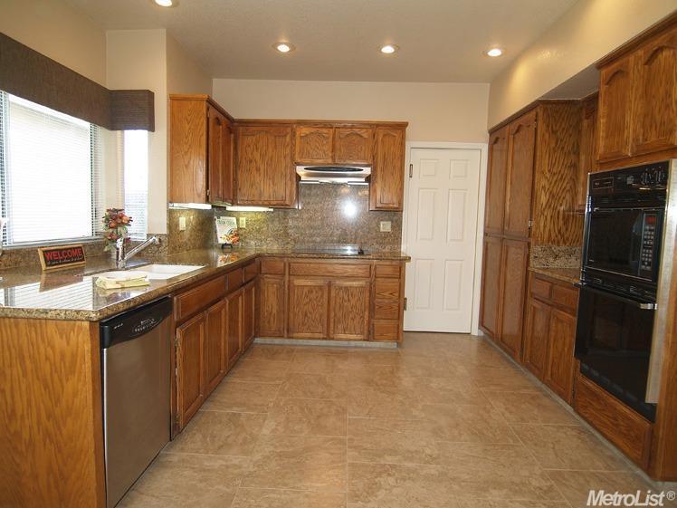 513 Redfield Ave, Modesto, CA 95357 photo 7