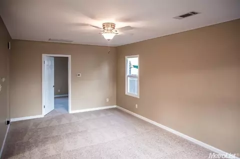 416 Maple St, Modesto, CA 95351 photo 10