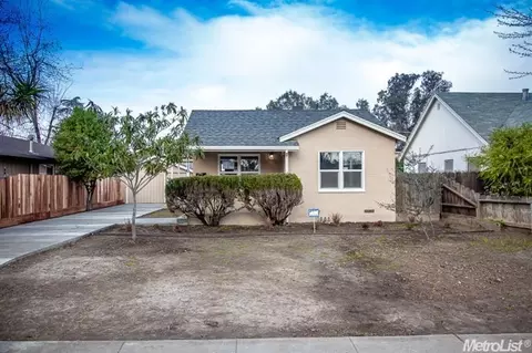 416 Maple St, Modesto, CA 95351 photo 1