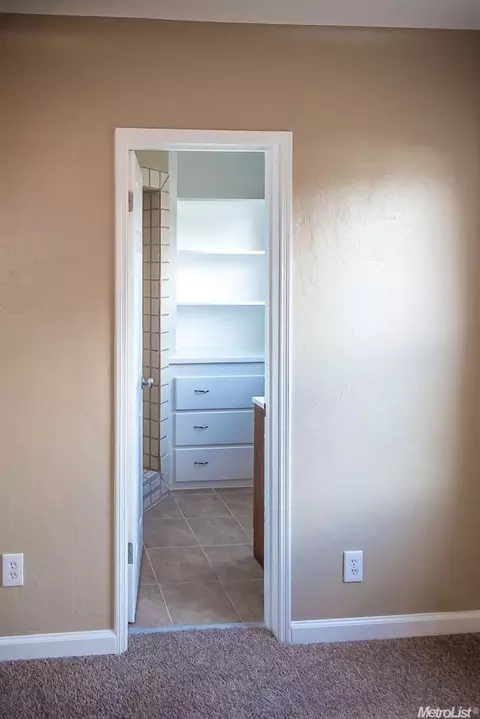 416 Maple St, Modesto, CA 95351 photo 12