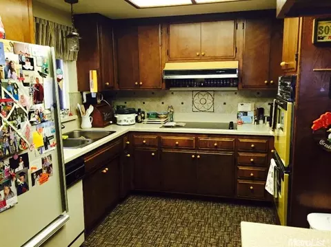 2870 Arden Ln, Merced, CA 95340 photo 4
