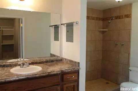1537 Ford Ave, Modesto, CA 95350 photo 16