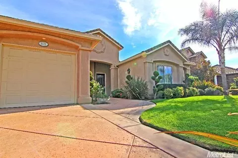 1028 N Ripon Rd, Ripon, CA 95366 photo 2