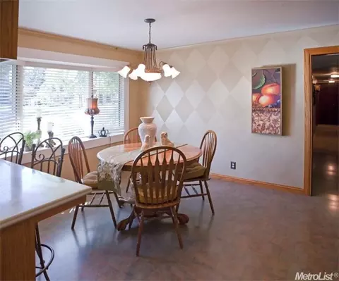 517 California St, Ripon, CA 95366 photo 7