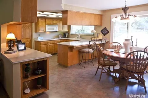 517 California St, Ripon, CA 95366 photo 3
