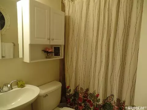 5520 Ryan Ln, Carmichael, CA 95608 photo 12