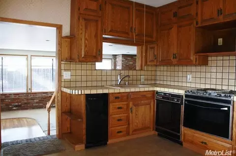 1279 Stonebridge, Lodi, CA 95242 photo 7