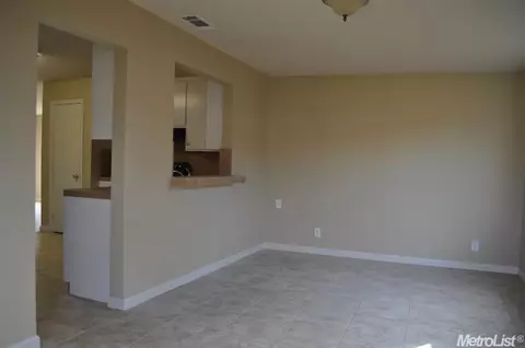 885 Sapphire, Manteca, CA 95336 photo 5