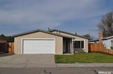885 Sapphire, Manteca, CA 95336 photo 1