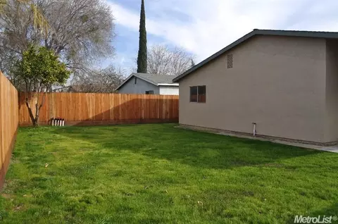 885 Sapphire, Manteca, CA 95336 photo 15