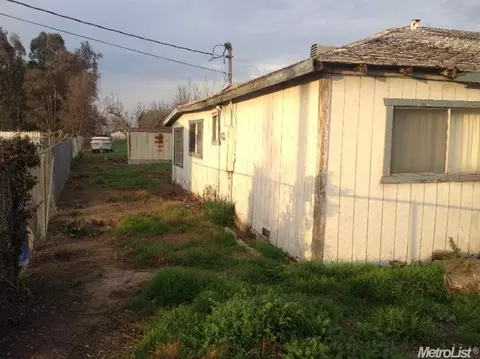 5715 E Morse Rd, Lodi, CA 95240 photo 4