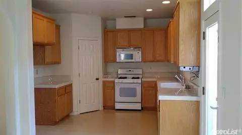 730 Ward Way, Folsom, CA 95630 photo 9