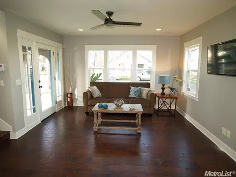 424 Orange, Modesto, CA 95350 photo 2