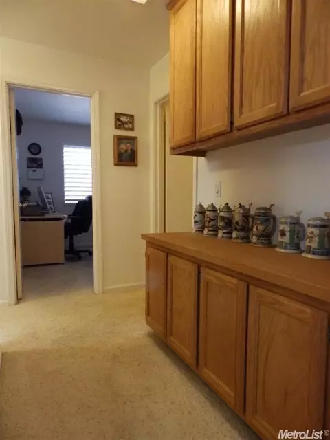 4613 Shade Tree Way, Antelope, CA 95843 photo 17
