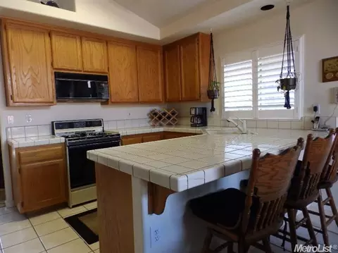 4613 Shade Tree Way, Antelope, CA 95843 photo 6