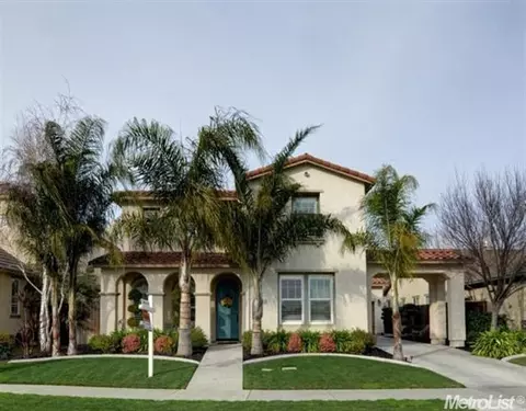 2103 Wyndham Way, Lodi, CA 95242 photo 2