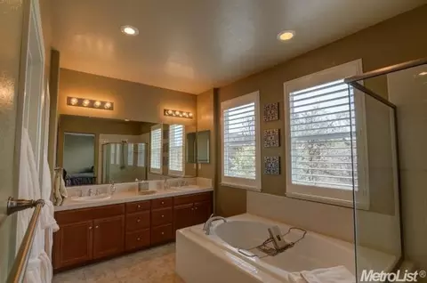 2103 Wyndham Way, Lodi, CA 95242 photo 18