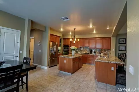 2103 Wyndham Way, Lodi, CA 95242 photo 10
